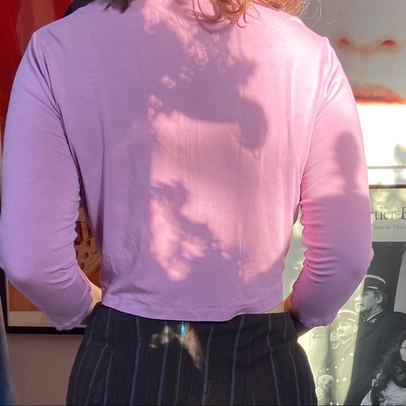 Super cute lilac color wrap top - Picture 4 of 4